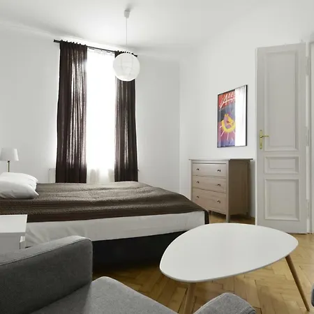 Apple Tree Apartament *